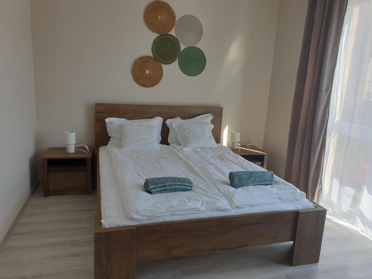 Chill House Apartman Eger Exterior foto