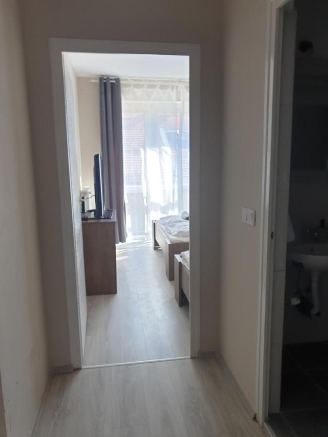 Chill House Apartman Eger Exterior foto